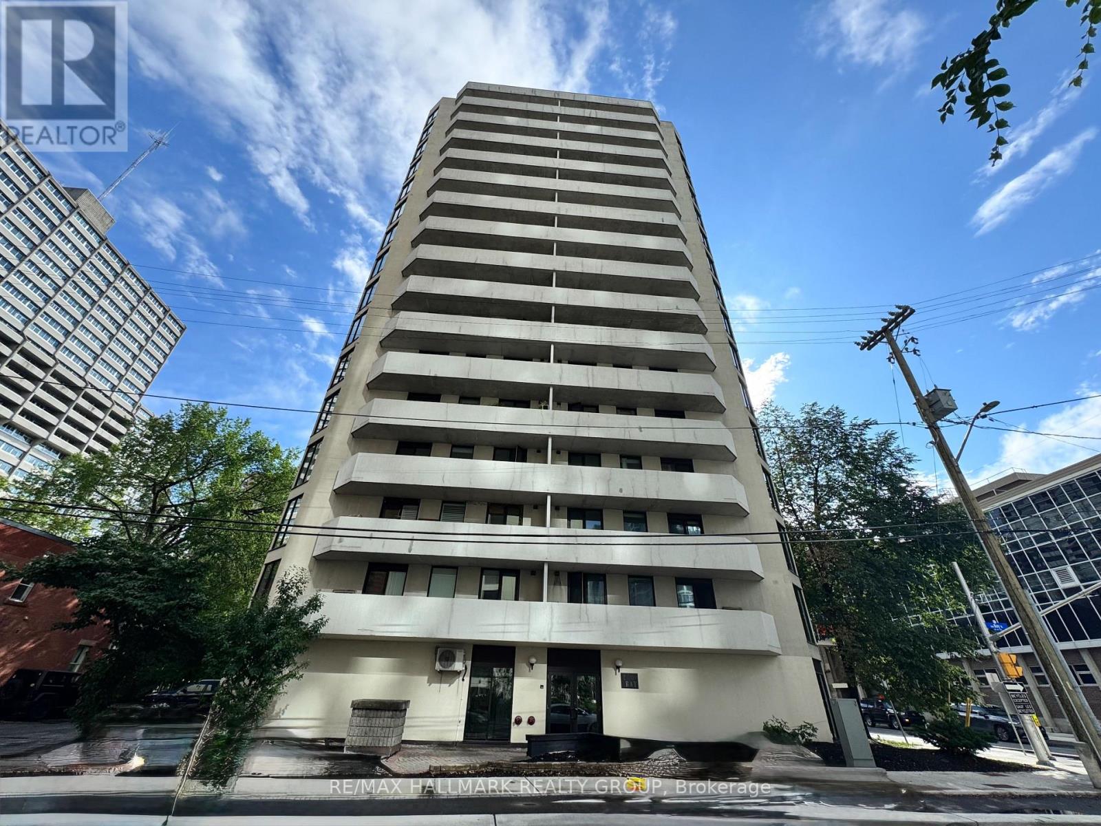 704 - 200 BAY STREET, Ottawa, Ontario
