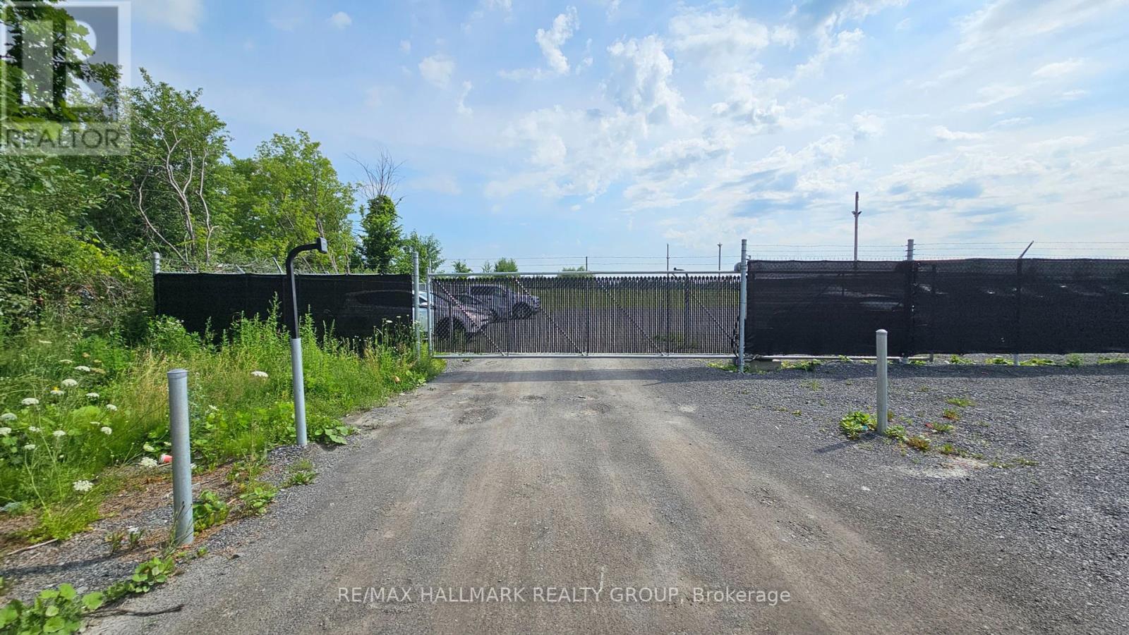 2822 CARP ROAD, Ottawa, Ontario
