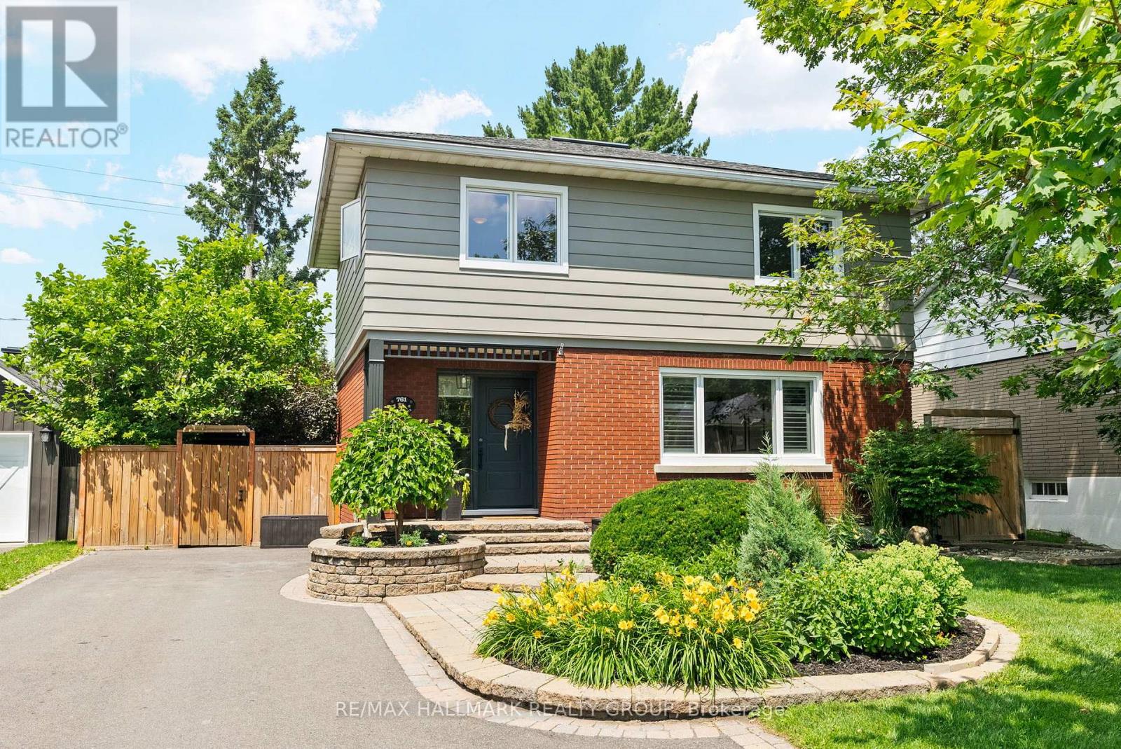761 WESTON DRIVE, Ottawa, Ontario