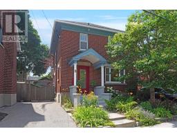 8 SIMS AVENUE, Ottawa, Ontario