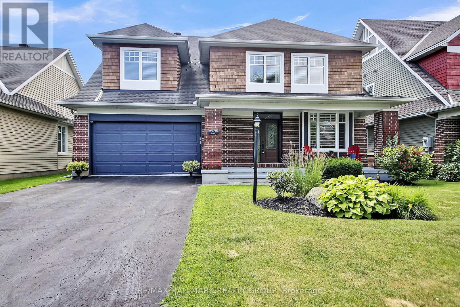 30 OAKBRIAR CRESCENT, Ottawa, Ontario