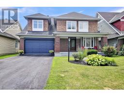30 OAKBRIAR CRESCENT, Ottawa, Ontario