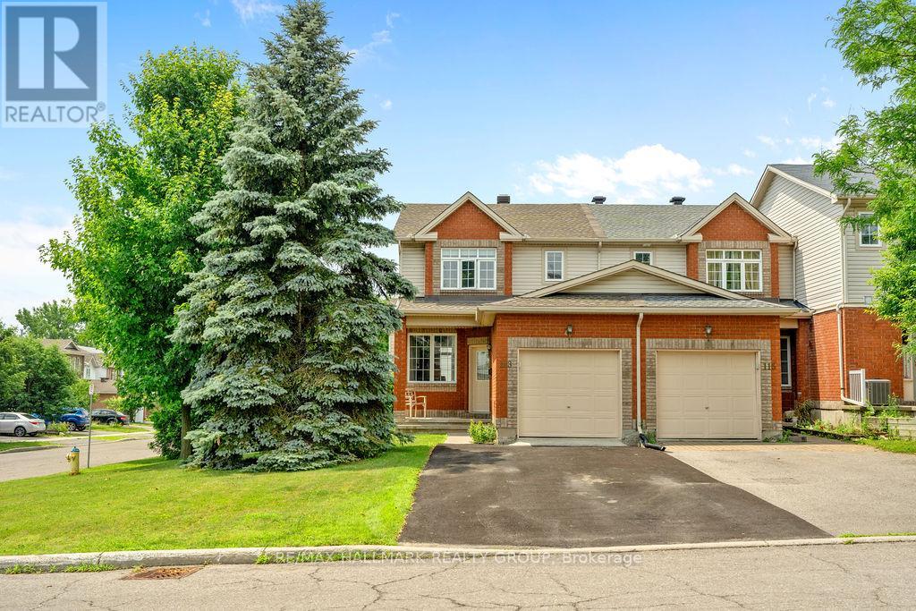 113 CARWOOD CIRCLE, Ottawa, Ontario