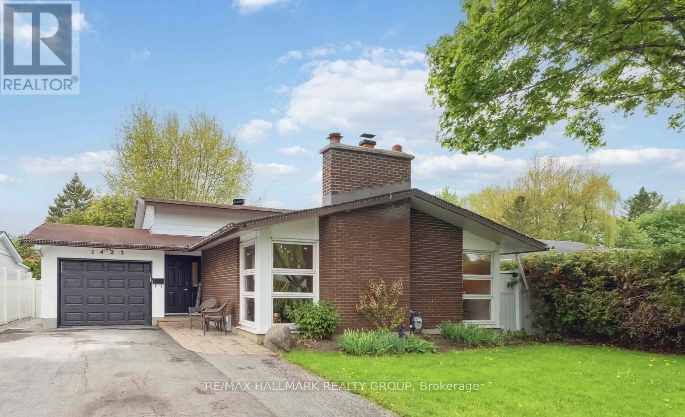 2425 OGILVIE ROAD, Ottawa, Ontario