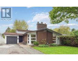 2425 OGILVIE ROAD, Ottawa, Ontario