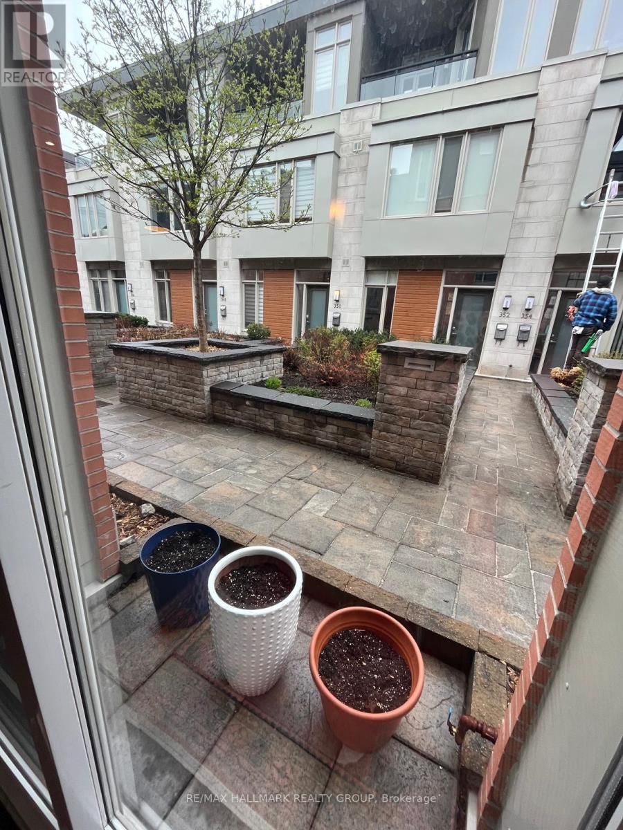356 RAVENHILL AVENUE E, Ottawa, Ontario