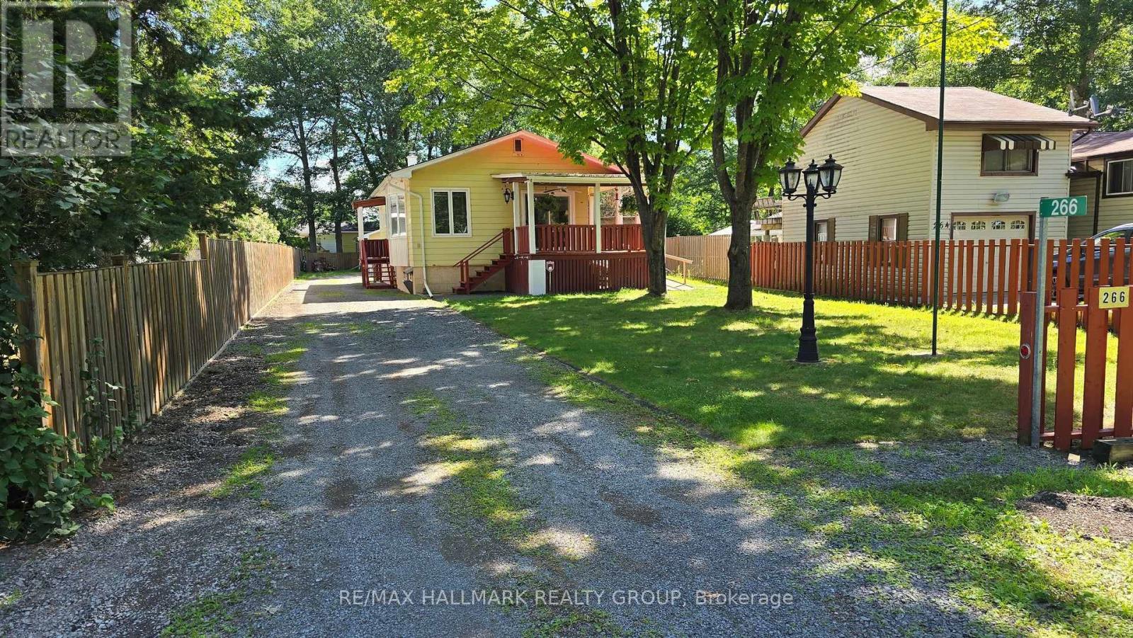 266 BALDWIN STREET, Ottawa, Ontario