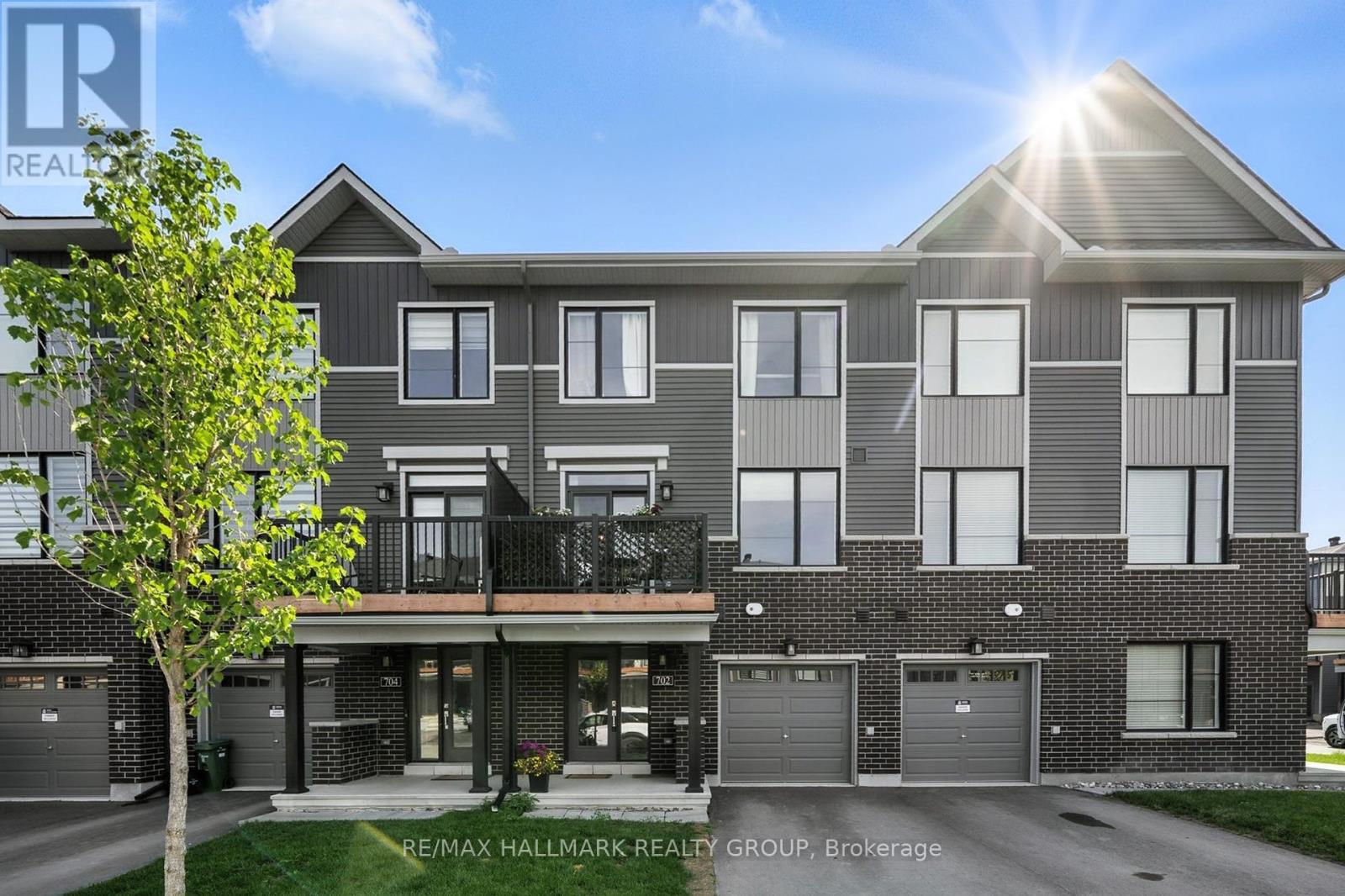 702 CONFLUENCE WALK, Ottawa, Ontario