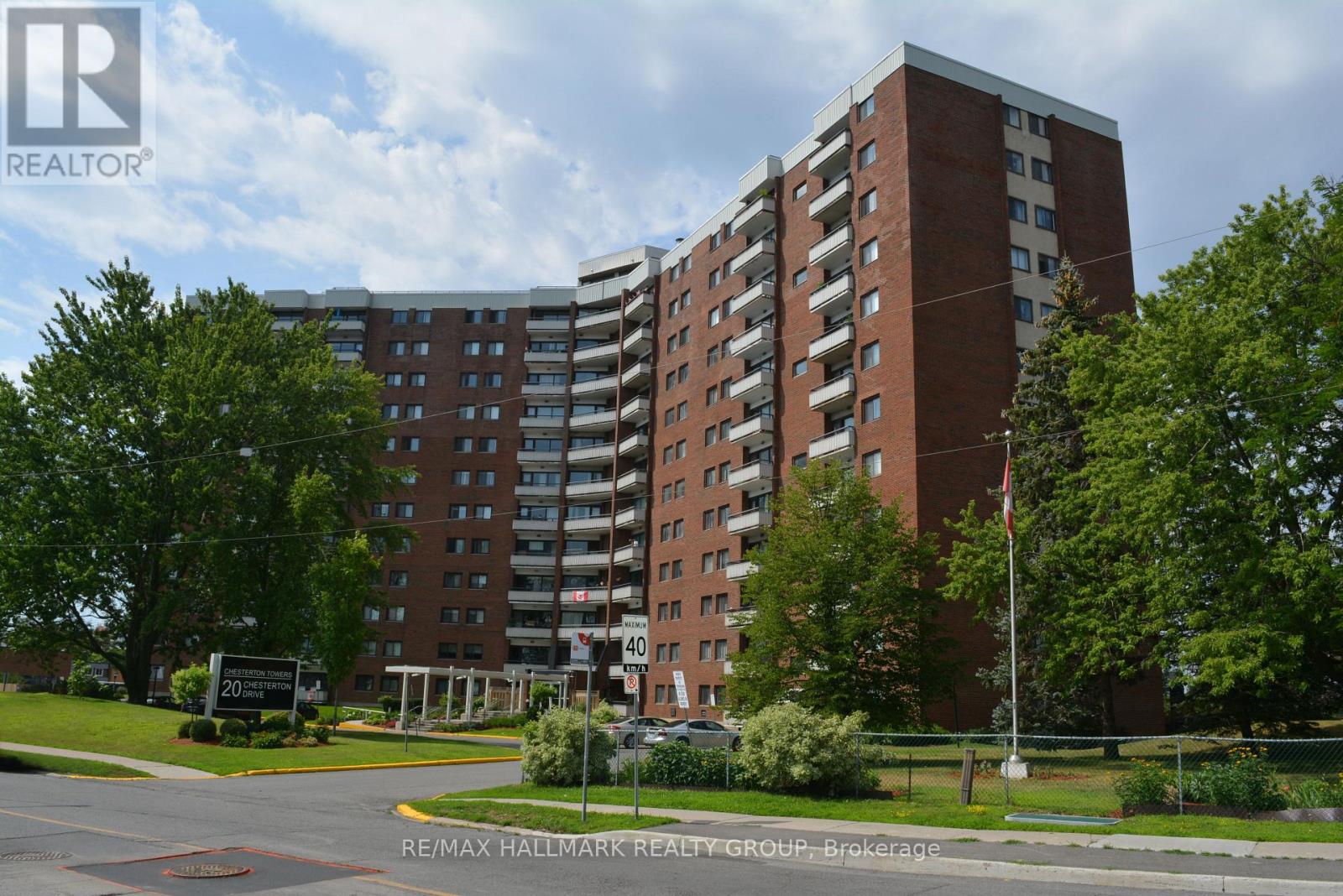 1015 - 20 CHESTERTON DRIVE, Ottawa, Ontario