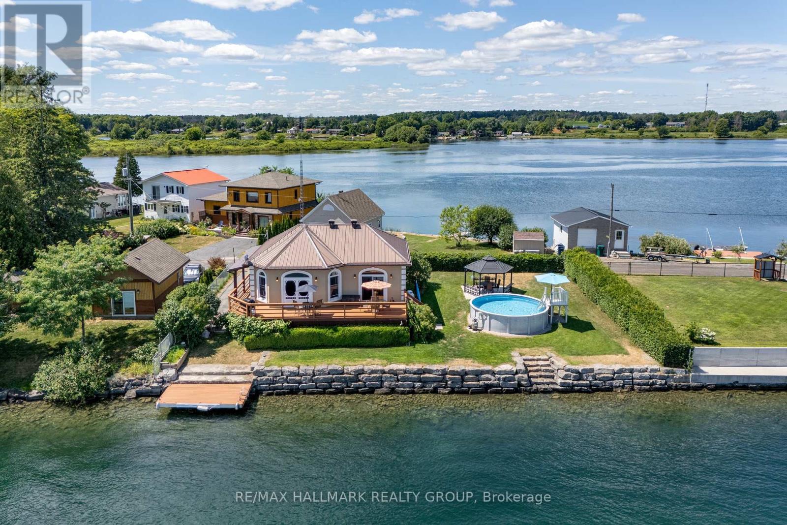 33 TUTTLE POINT, Edwardsburgh/Cardinal, Ontario