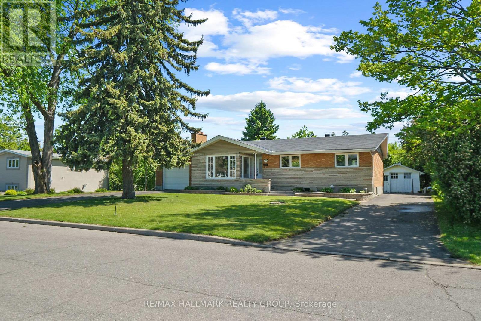 1399 AURELE STREET, Ottawa, Ontario