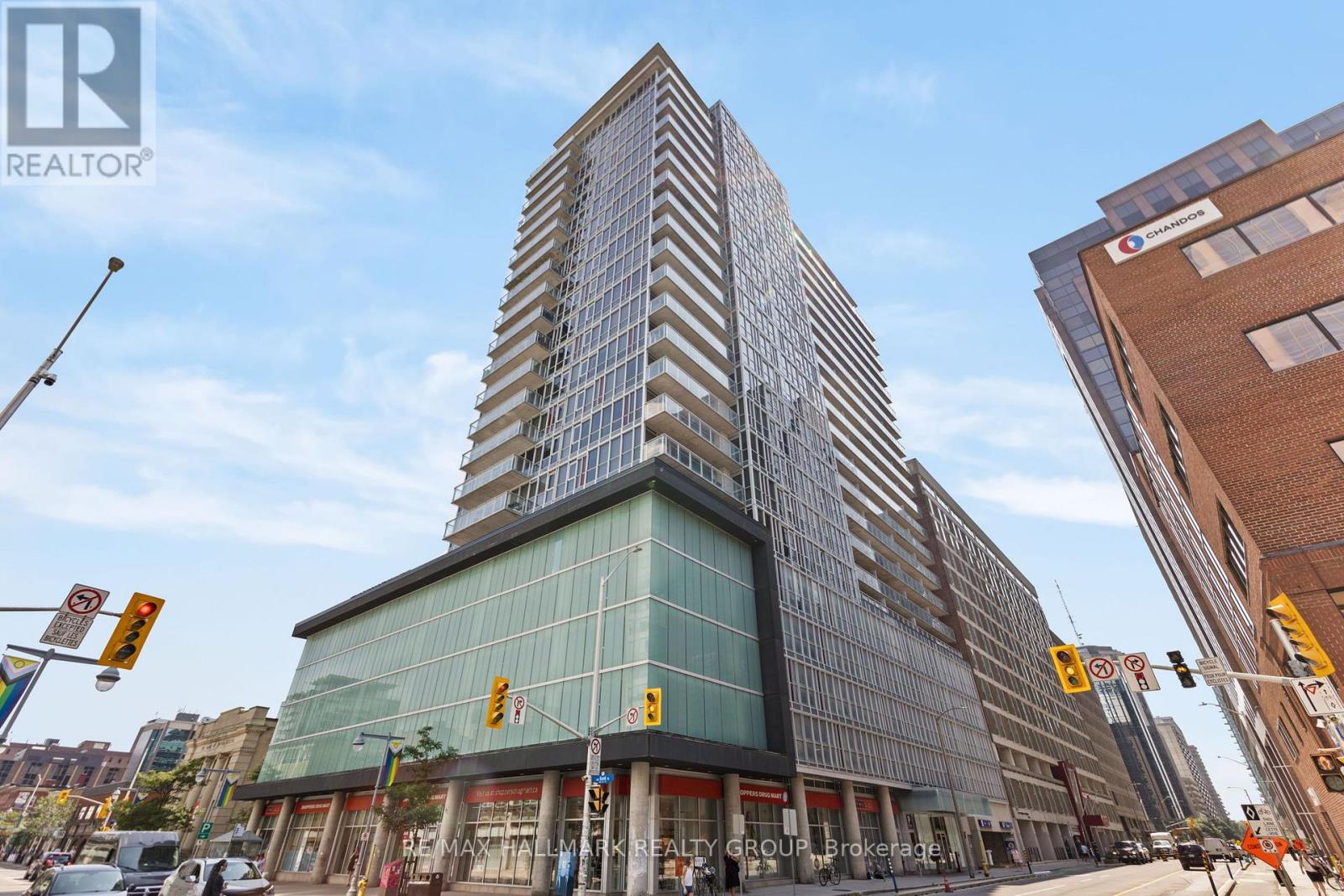 2105 - 324 LAURIER AVENUE W, Ottawa, Ontario