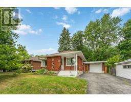 2055 NEEPAWA AVENUE, Ottawa, Ontario