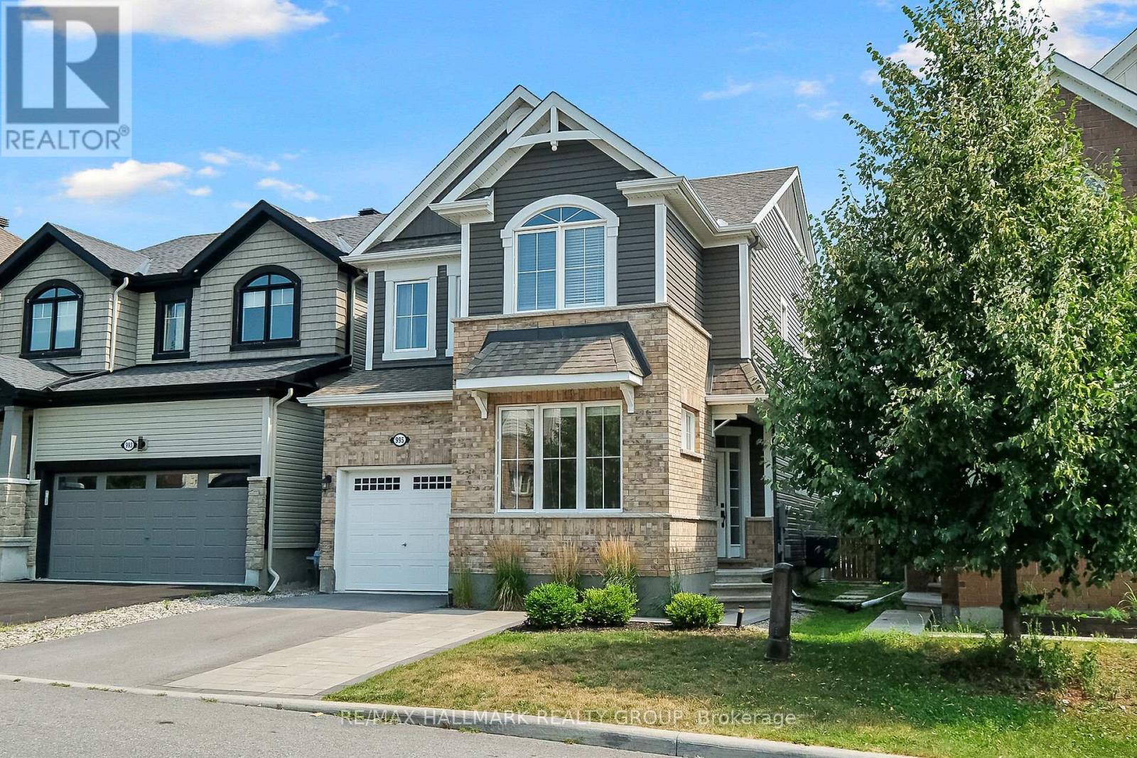 995 SHIMMERTON CIRCLE, Ottawa, Ontario