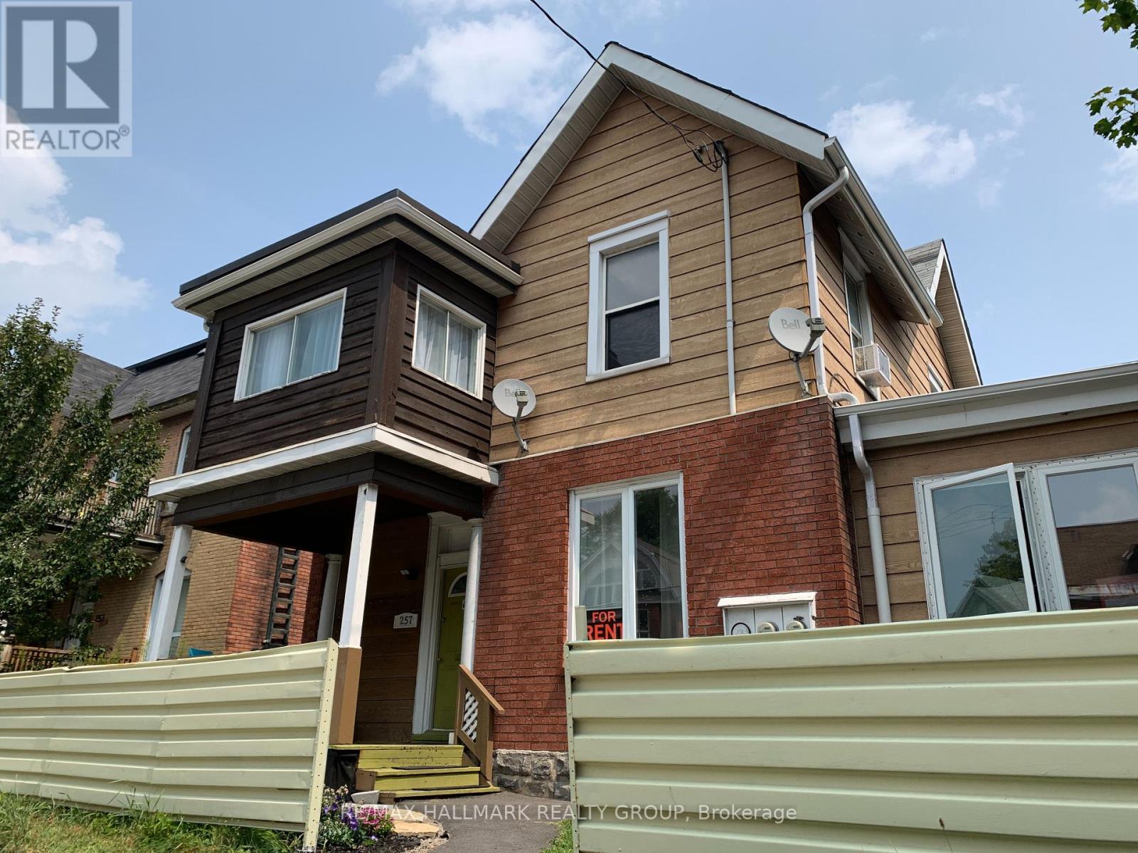 1 - 257 BRONSON AVENUE, Ottawa, Ontario