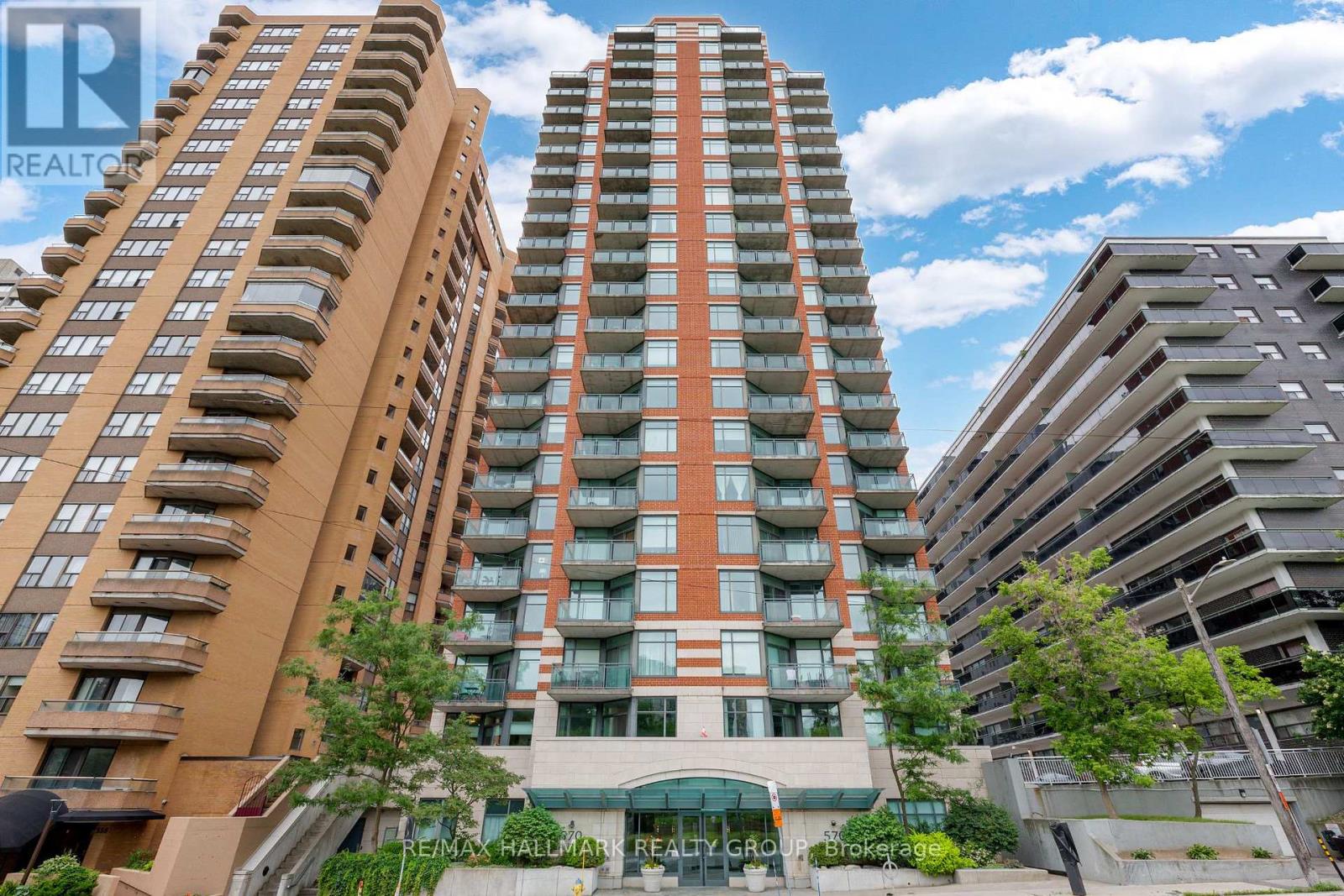 1604 - 570 LAURIER AVENUE W, Ottawa, Ontario