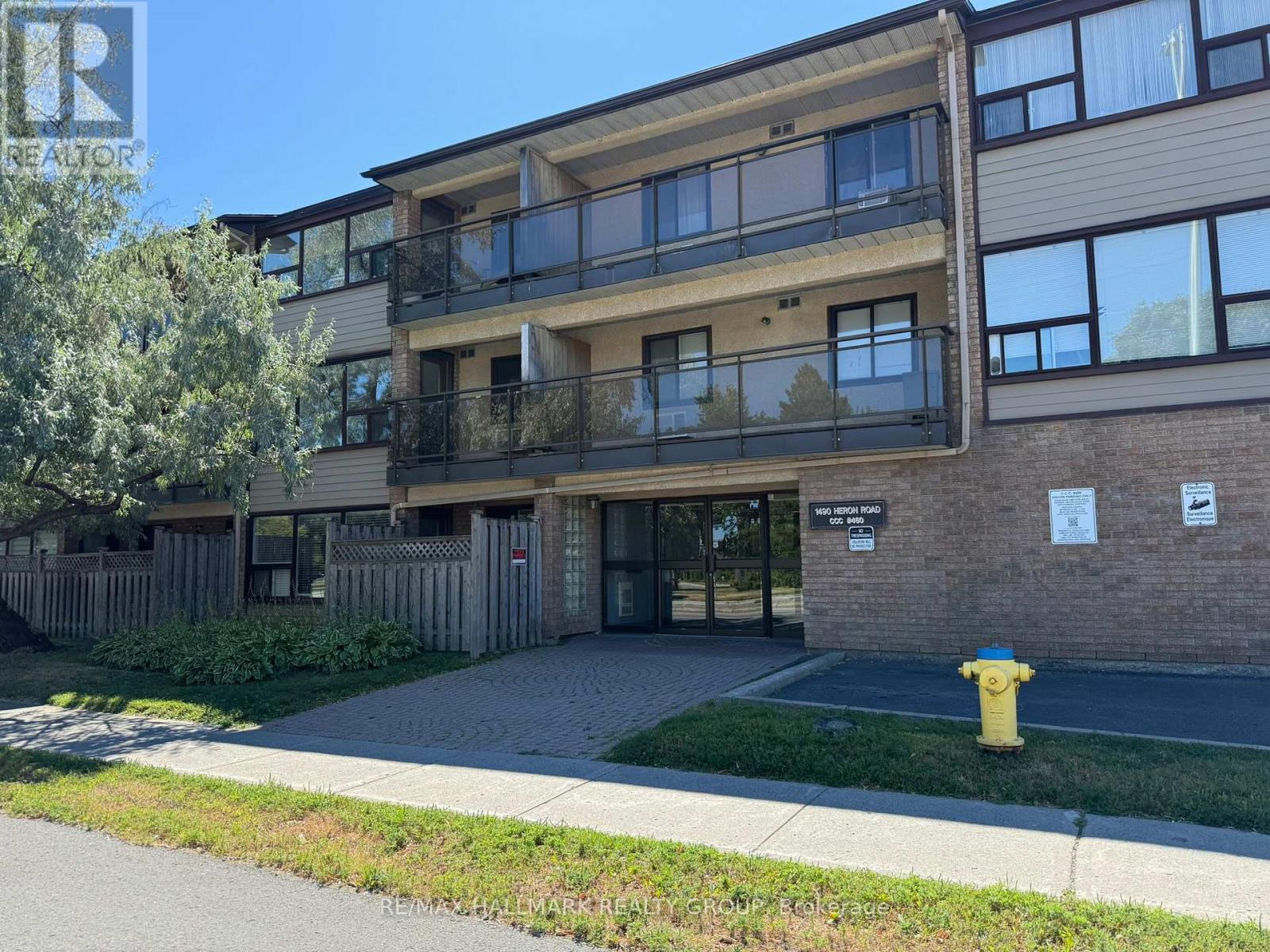 202 - 1490 HERON ROAD, Ottawa, Ontario