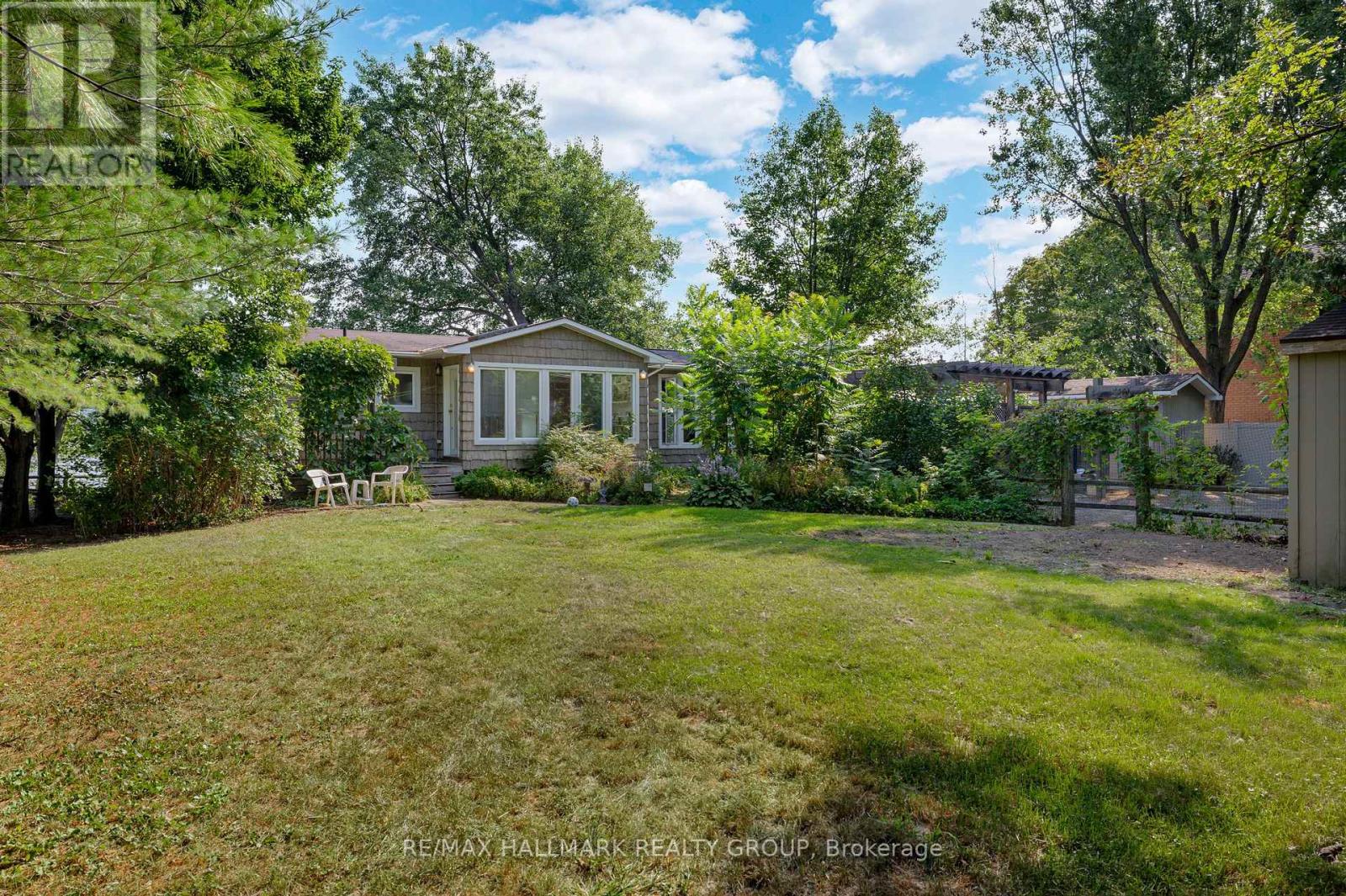 2860 BARLOW CRESCENT, Ottawa, Ontario
