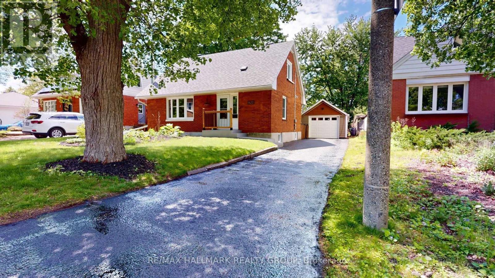 1622 DRAKE AVENUE, Ottawa, Ontario