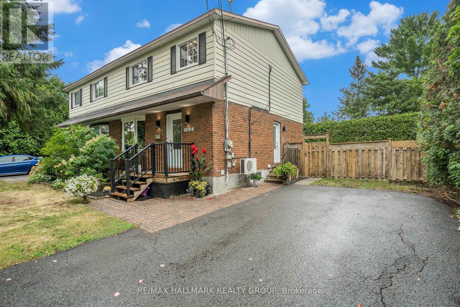 1611 BELCOURT BOULEVARD, Ottawa, Ontario