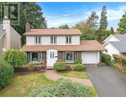 618 LA VERENDRYE DRIVE, Ottawa, Ontario
