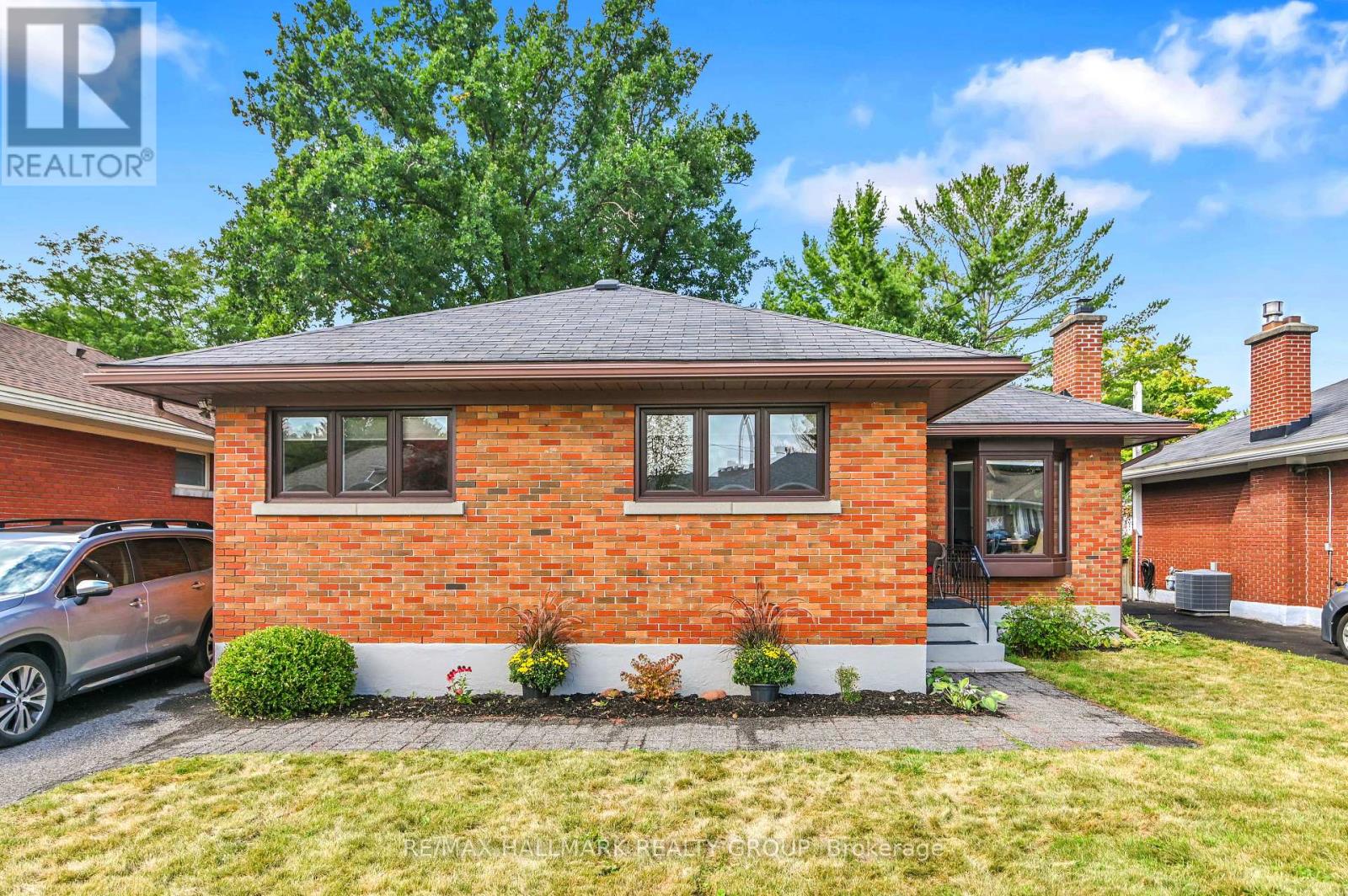 1256 FIELD STREET, Ottawa, Ontario