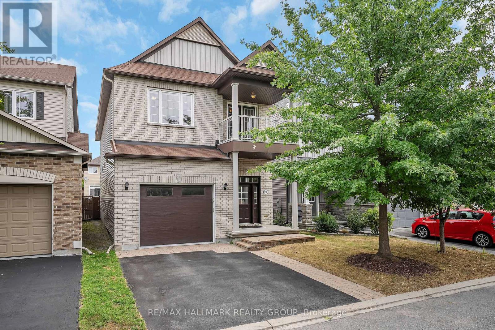 218 HARTHILL WAY, Ottawa, Ontario