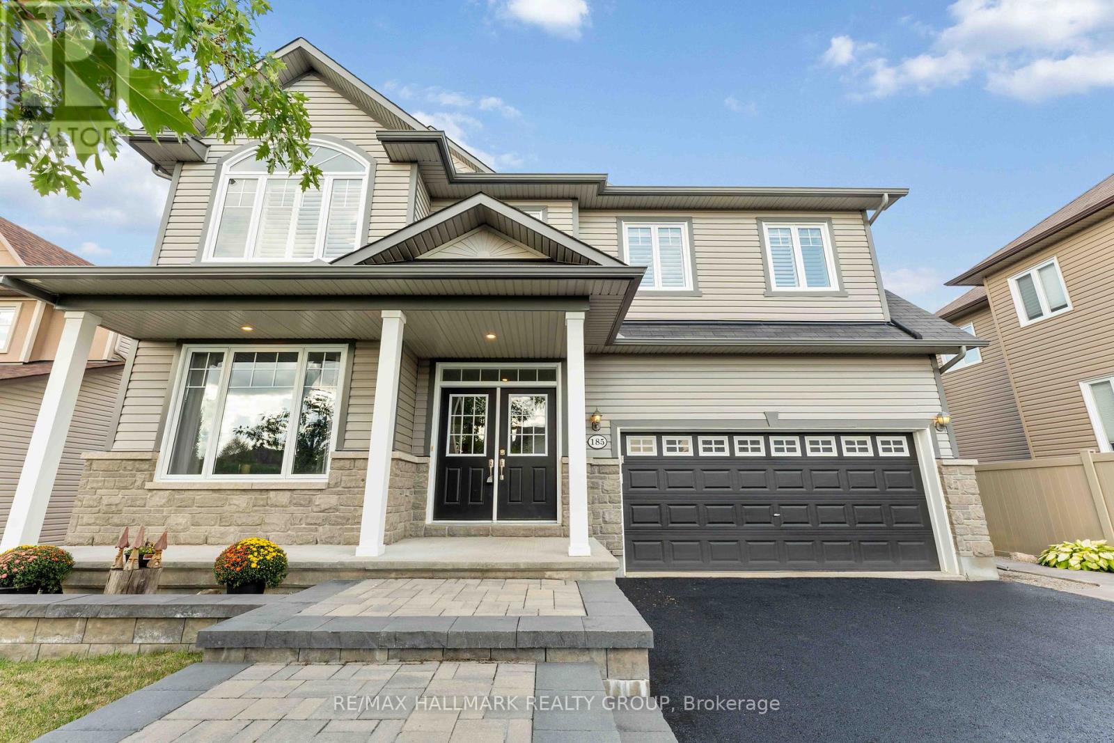 185 CHARLIE'S LANE, Ottawa, Ontario