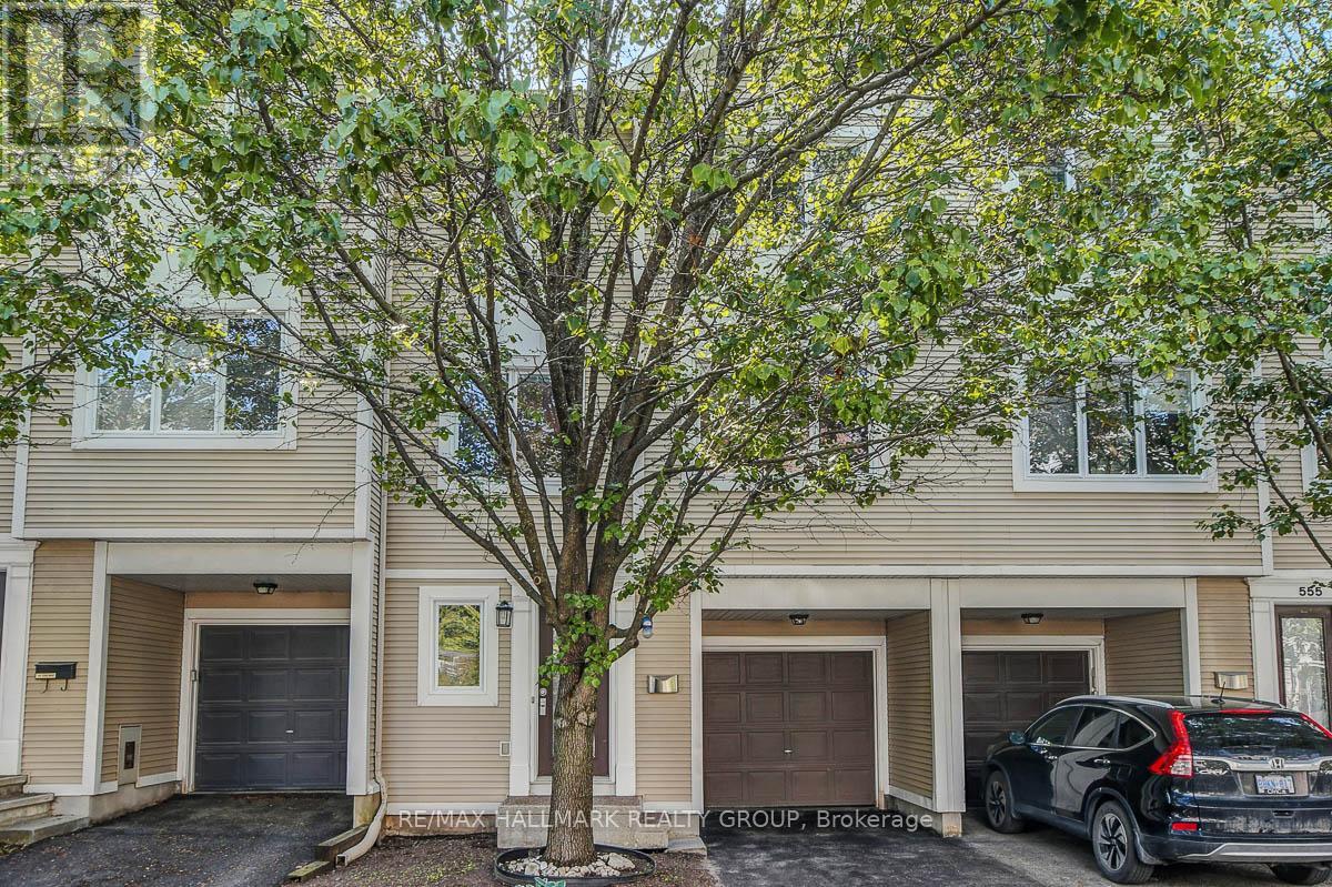553 BURLEIGH PRIVATE, Ottawa, Ontario