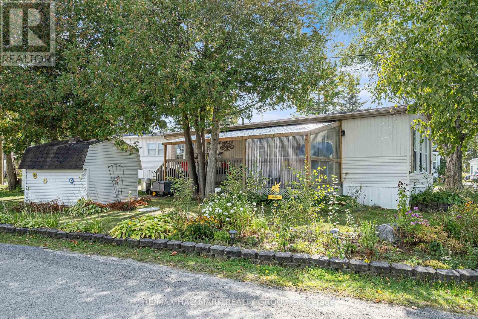 8 KELLY SAND PRIVATE, Ottawa, Ontario