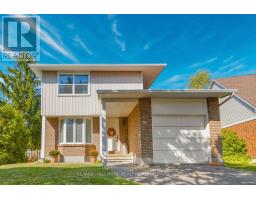 7 NAISMITH CRESCENT, Ottawa, Ontario