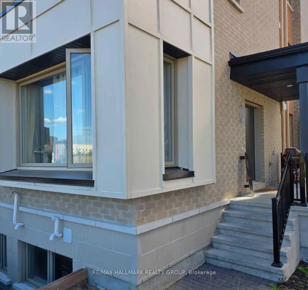 567 OZAWA PRIVATE, Ottawa, Ontario