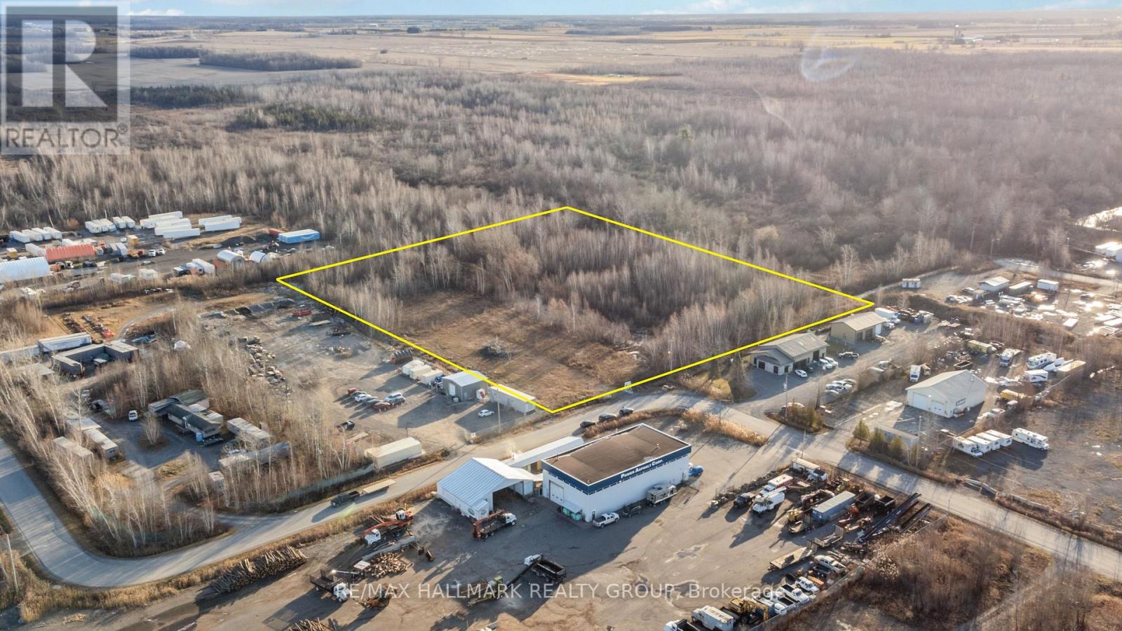 11 TRADESMAN ROAD, Ottawa, Ontario