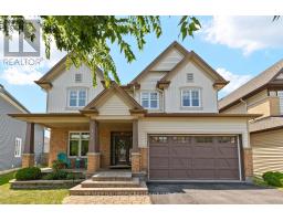 112 GRACEWOOD CRESCENT, Ottawa, Ontario