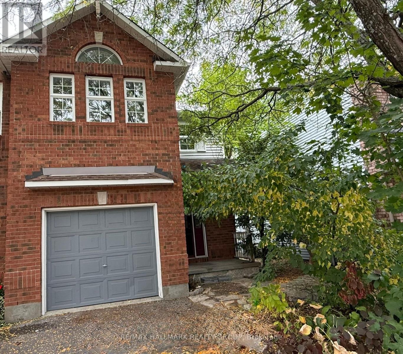 195 BLACKDOME CRESCENT, Ottawa, Ontario