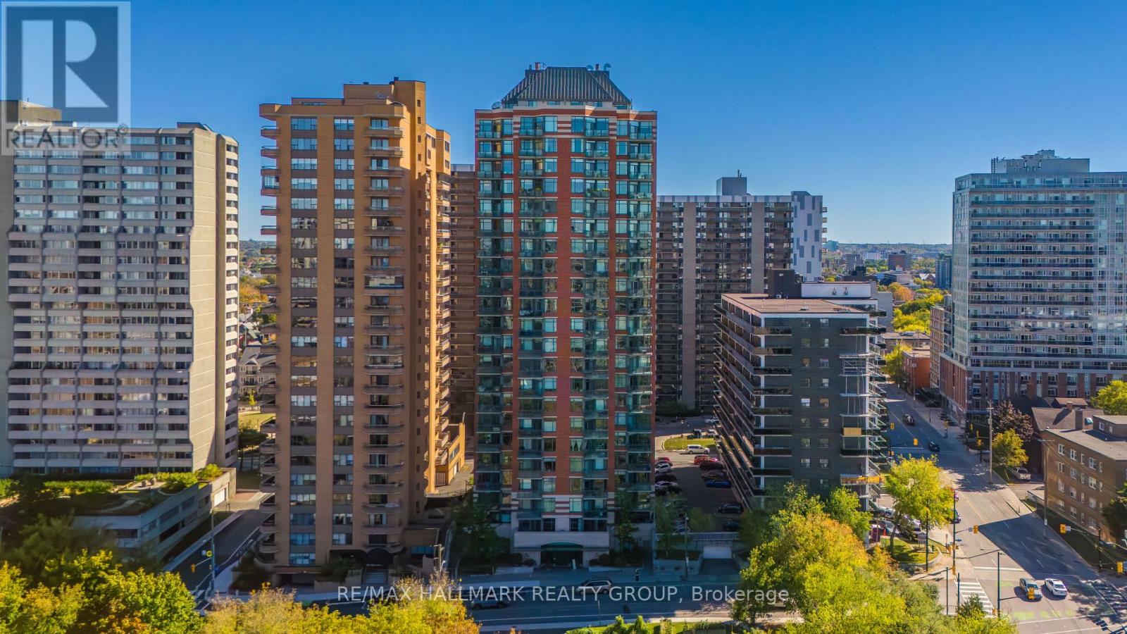 2202 - 570 LAURIER AVENUE W, Ottawa, Ontario