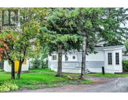 2 SPRING LAKE PRIVATE, Ottawa, Ontario