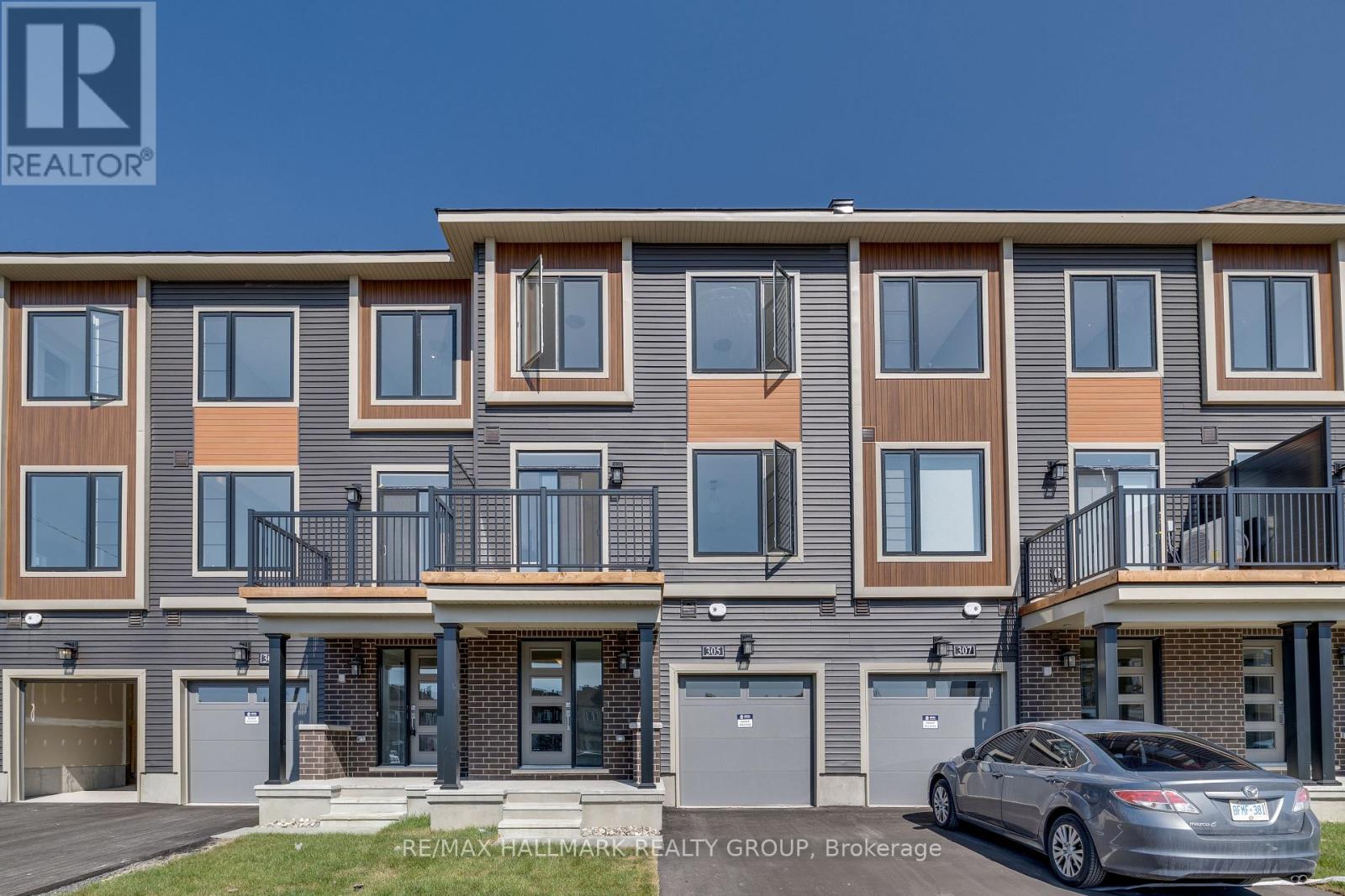 305 RAHEEN COURT, Ottawa, Ontario