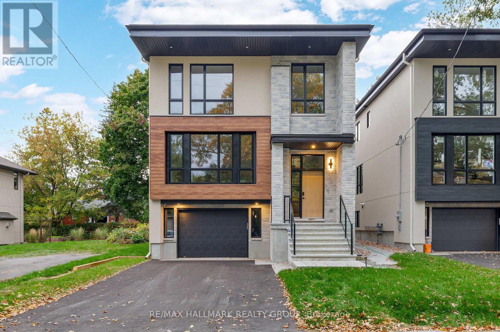 479 WENTWORTH AVENUE E, Ottawa, Ontario
