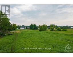 3 - 3748 CHAMPLAIN STREET, Clarence-Rockland, Ontario
