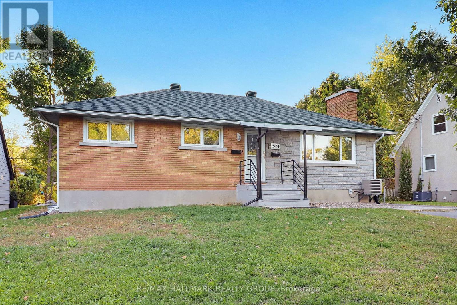 1 - 874 REX AVENUE, Ottawa, Ontario