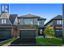 14 STANHOPE COURT, Ottawa, Ontario