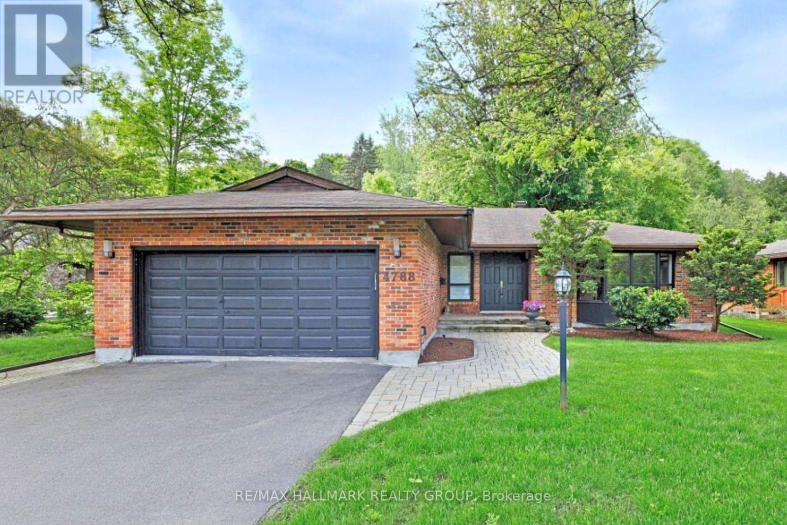 4788 MASSEY LANE, Ottawa, Ontario