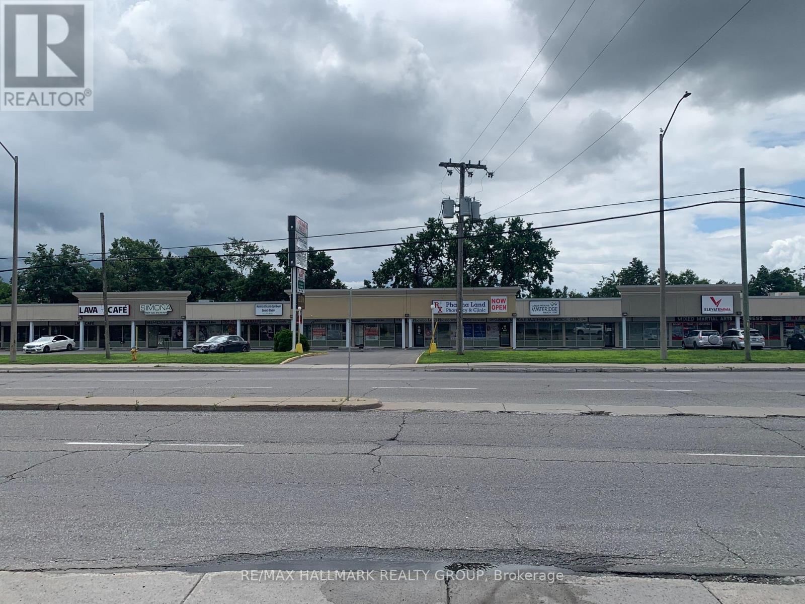 1756 MONTREAL ROAD, Ottawa, Ontario