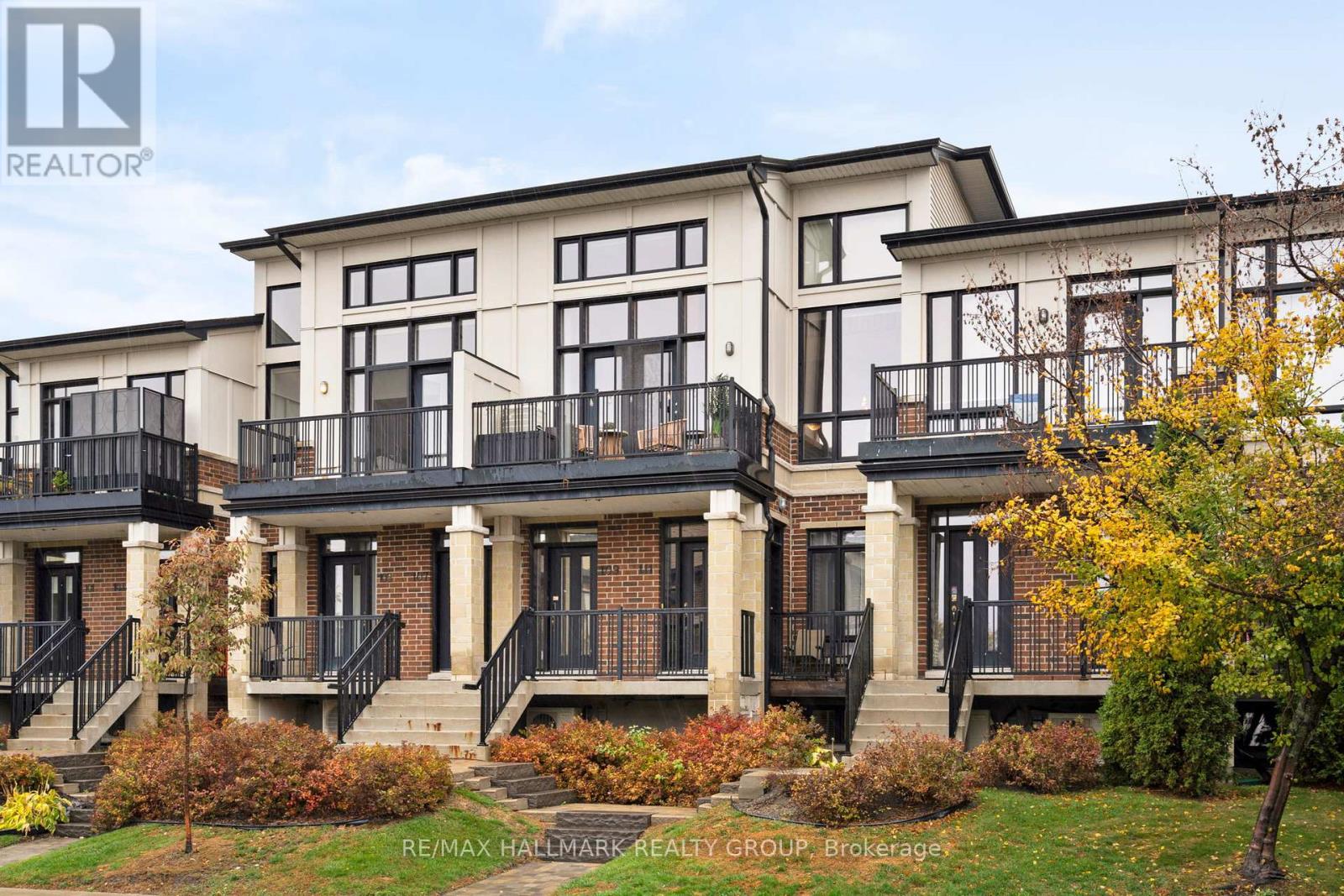 109 POPLIN STREET, Ottawa, Ontario