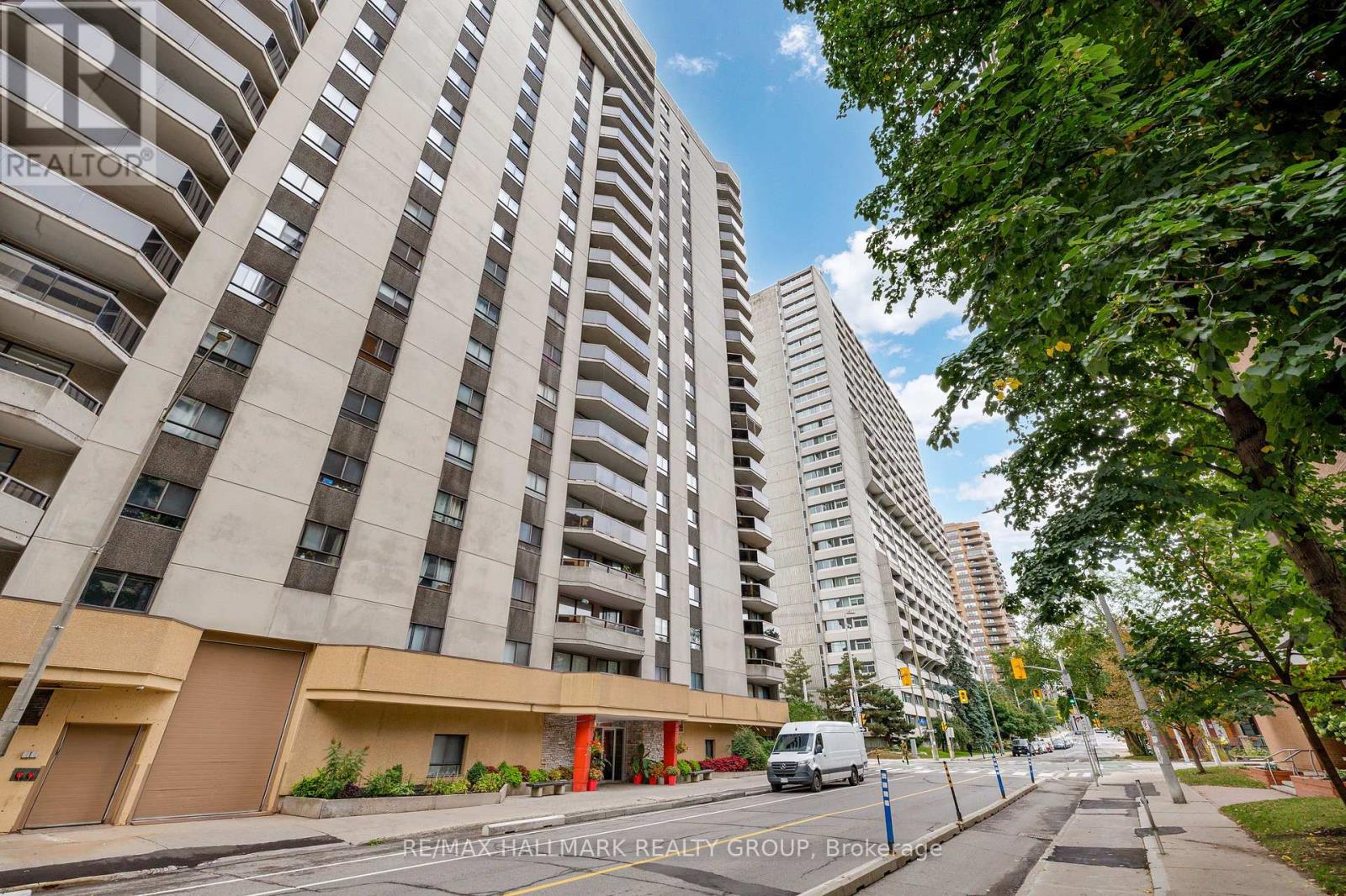 402 - 470 LAURIER AVENUE W, Ottawa, Ontario