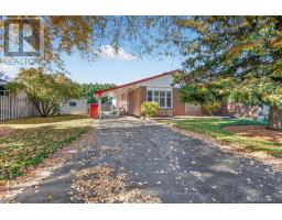 838 BALSAM DRIVE, Ottawa, Ontario