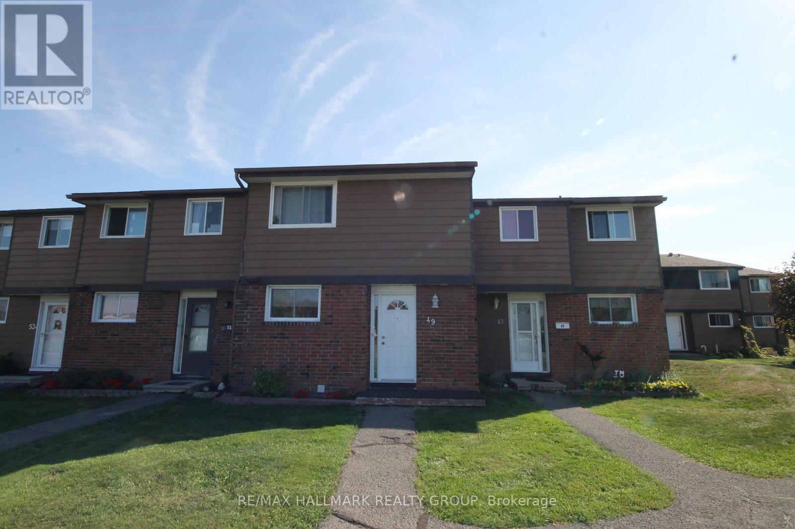 49 BELLMAN DRIVE, Ottawa, Ontario