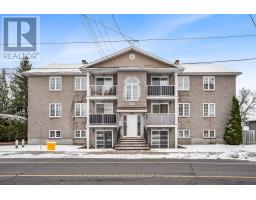 302 - 1005 LAURIER STREET, Clarence-Rockland, Ontario