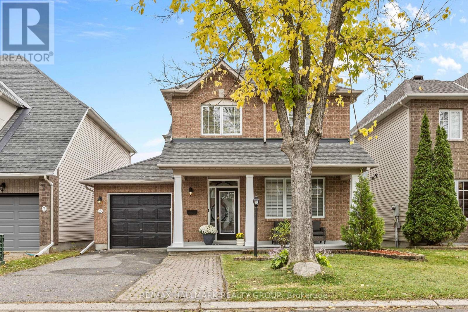 5 ROSSAN STREET, Ottawa, Ontario